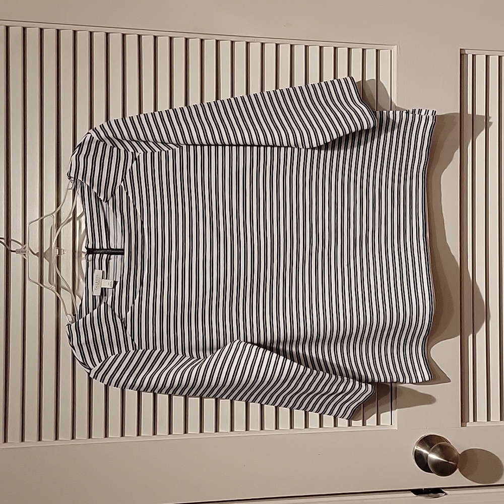 ☀️ ✅️ Talbots Top ( SP)